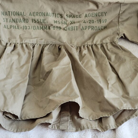 Buzz Aldrin NASA Peplum Blouse Space Top Button Front Tan Girls Size Small - Picture 7 of 9